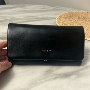 Matt & Nat wallet